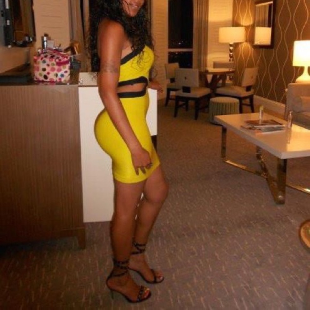 BeBe side cut one shoulder dress